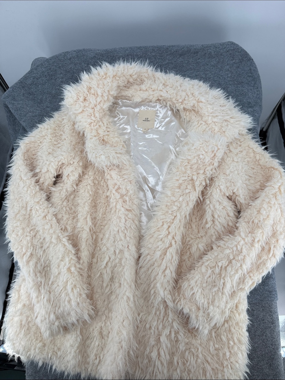 Thread & Supply Plush Teddy Jacket in Cream lined coat jacket Small - Picture 5 of 9